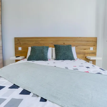 Panoramic Views Apartament *